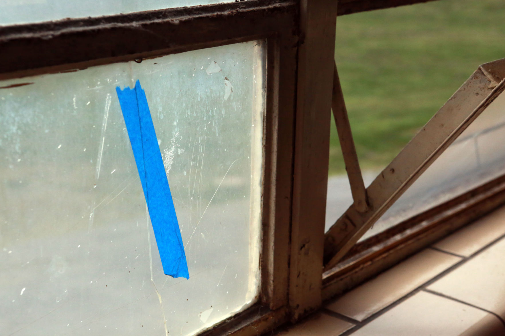 Cracked window at old Pulaski Middle School